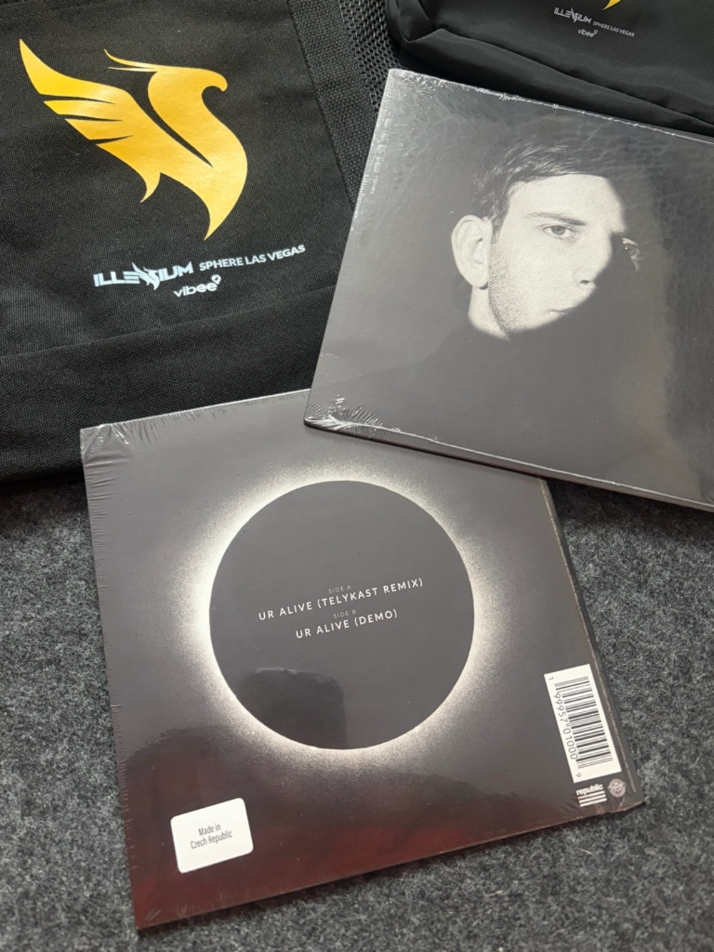 Illenium Vinyl - Picture 4 of 4